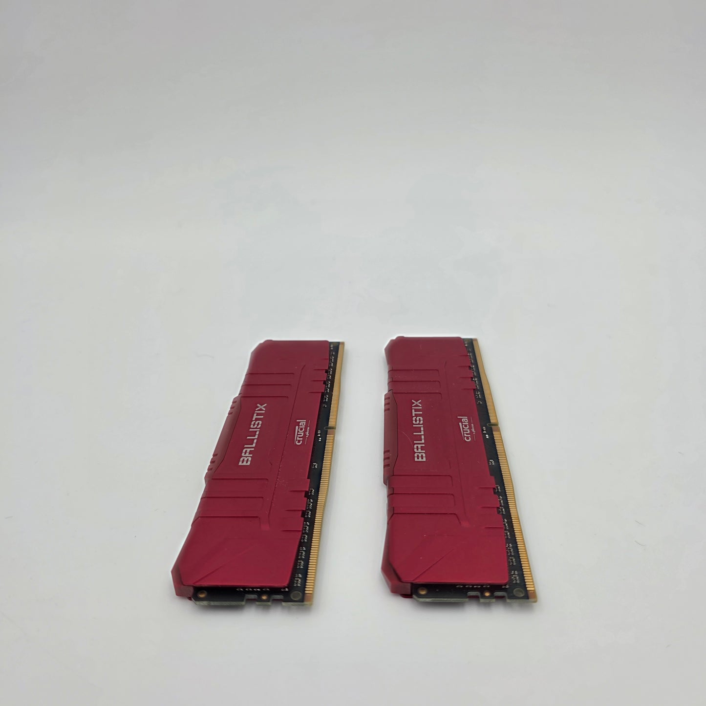 Crucial Ballistix 16GB (2x8GB) RAM DDR4 3000MHz BL8G30C15U4R.M8FE1
