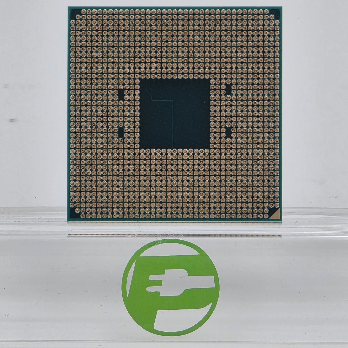 AMD Ryzen 5 5600G 3.90GHz 6 Core 100-000000252 12 Thread AM4