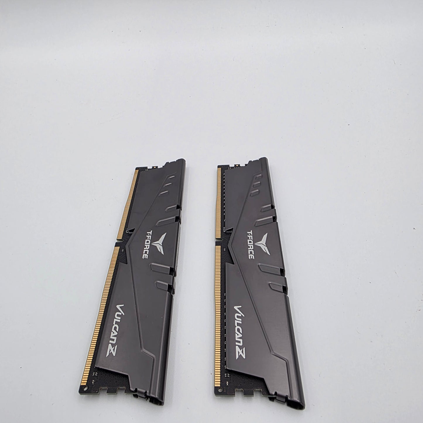 Team T-Force Vulcan Z 16GB (2x8GB) RAM DDR4 3200MHz TLZGD48G3200HC16FBK
