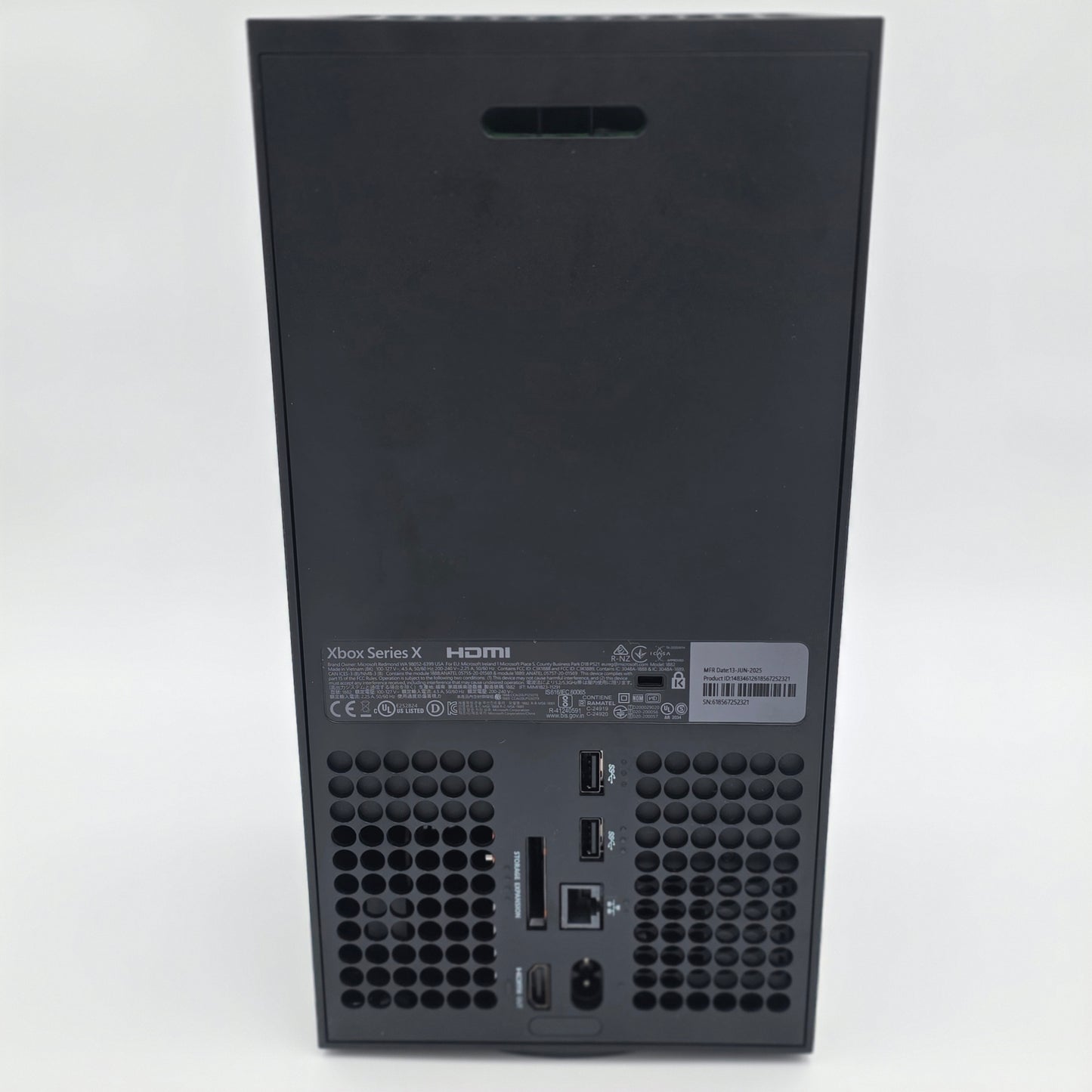 Microsoft Xbox Series X 1TB Console Gaming System Carbon Black 1882
