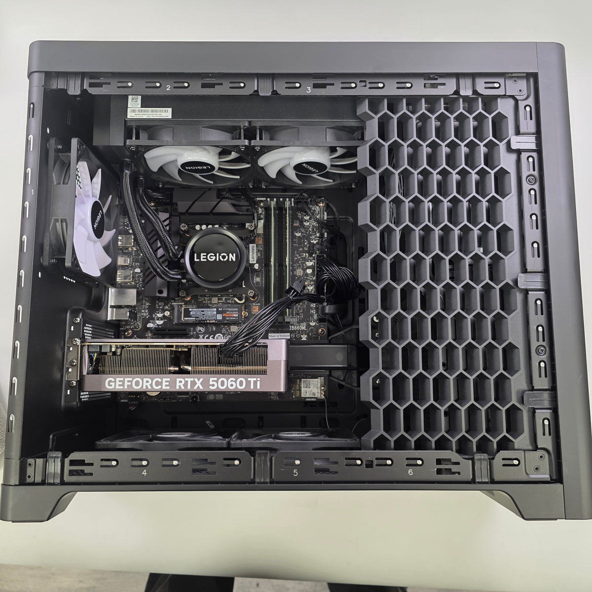 Lenovo PC Core Ultra 7 265F 2.40GHz 16GB RAM 1TB And 2TB SSD Nvidia RTX 5060 Ti