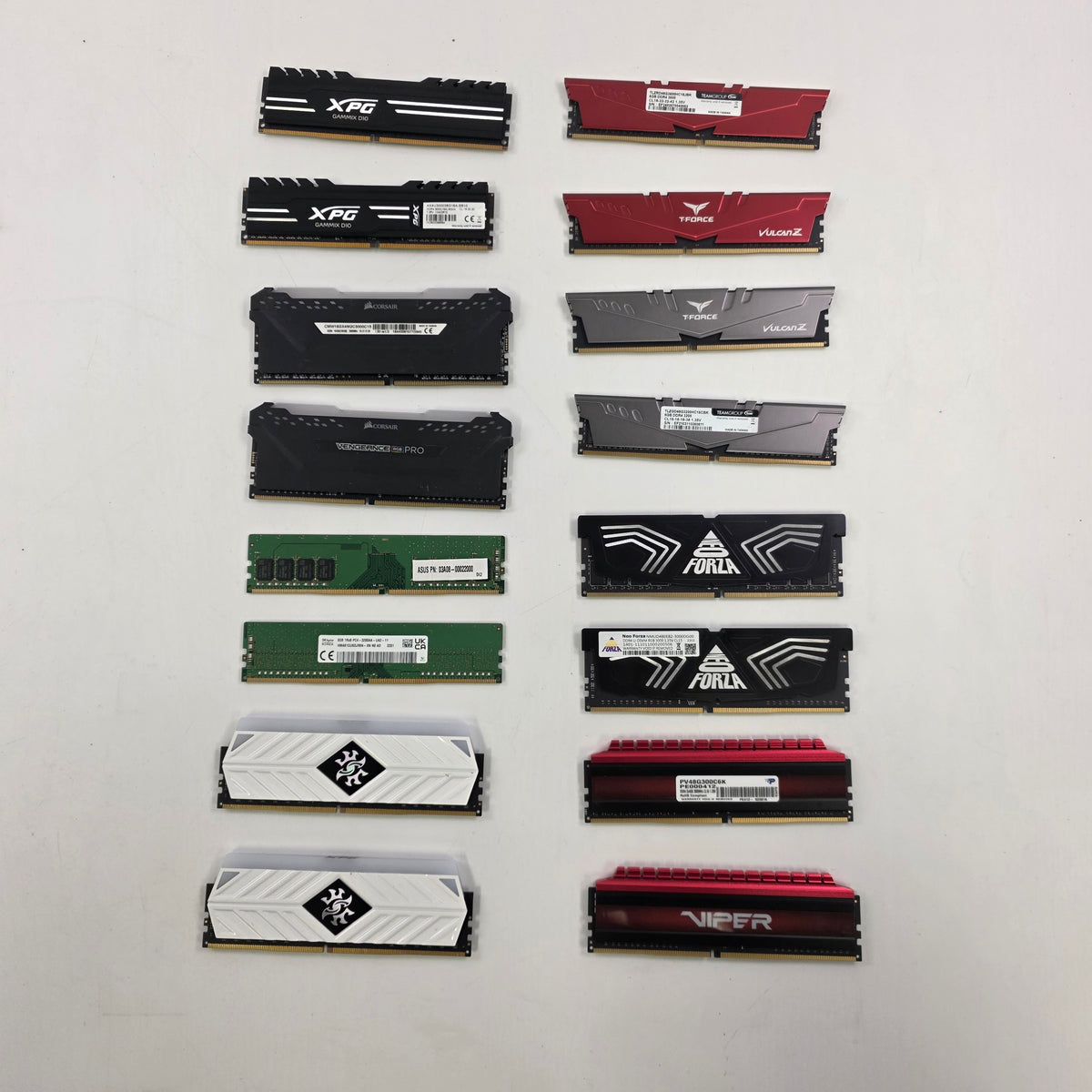 Various Lot of 8 Pairs of 16gb DDR4 RAM