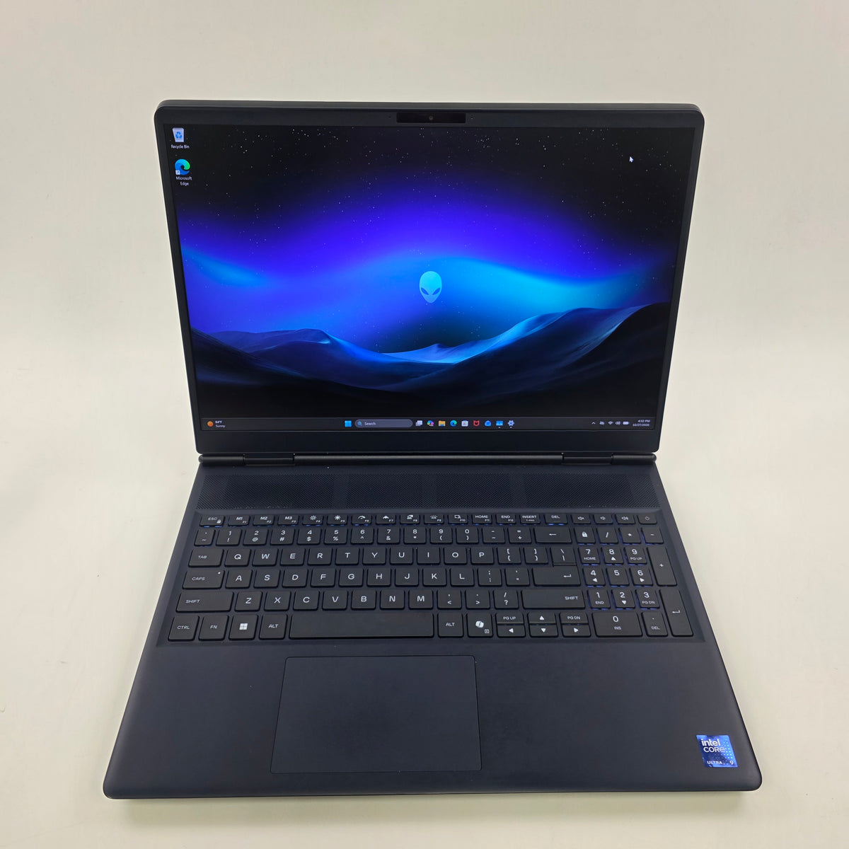 Dell Alienware 16x Aurora AC16251 16" Ultra 9 275hx 32GB RAM 2TB SSD RTX 5070