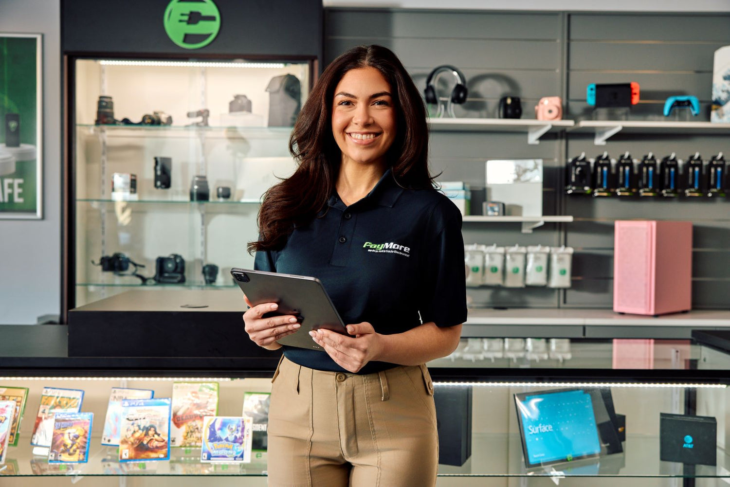 employee holding a tablet