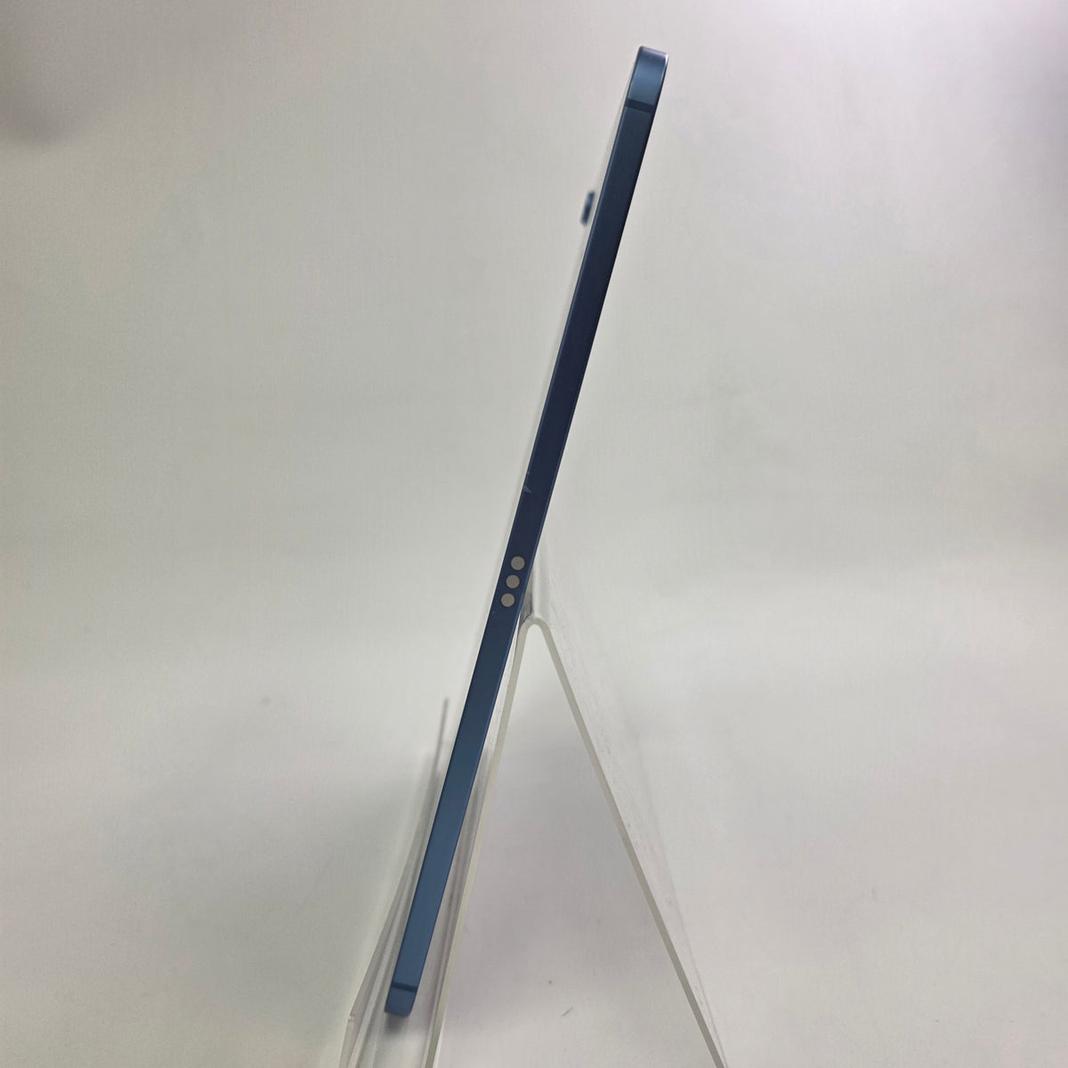 Factory Unlocked Apple iPad 10th Gen 64GB Blue MQ6K3LL/A