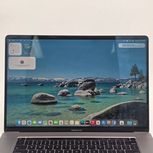 2019 Apple MacBook Pro 16" i9 2.3GHz 16GB RAM 1TB SSD Silver A2141