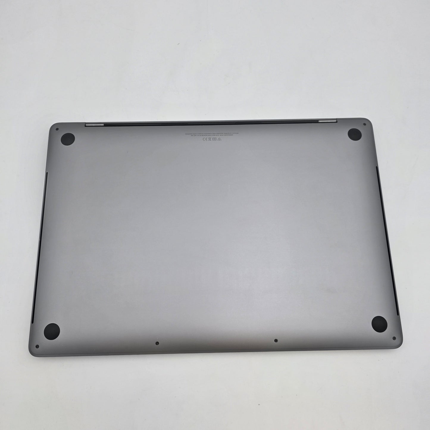 2019 Apple MacBook Pro 16" i9 2.3GHz 16GB RAM 1TB SSD Silver A2141