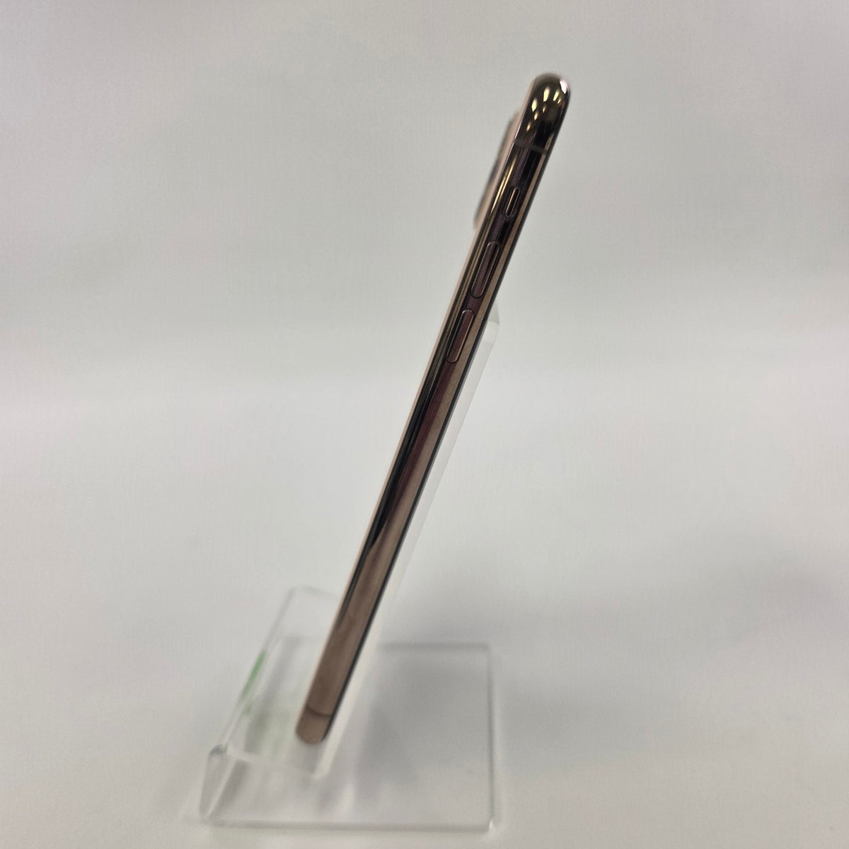 Broken Unlocked Apple iPhone 11 Pro Max 256GB 26.6.2 Gold MWH62LL/A Bad Battery