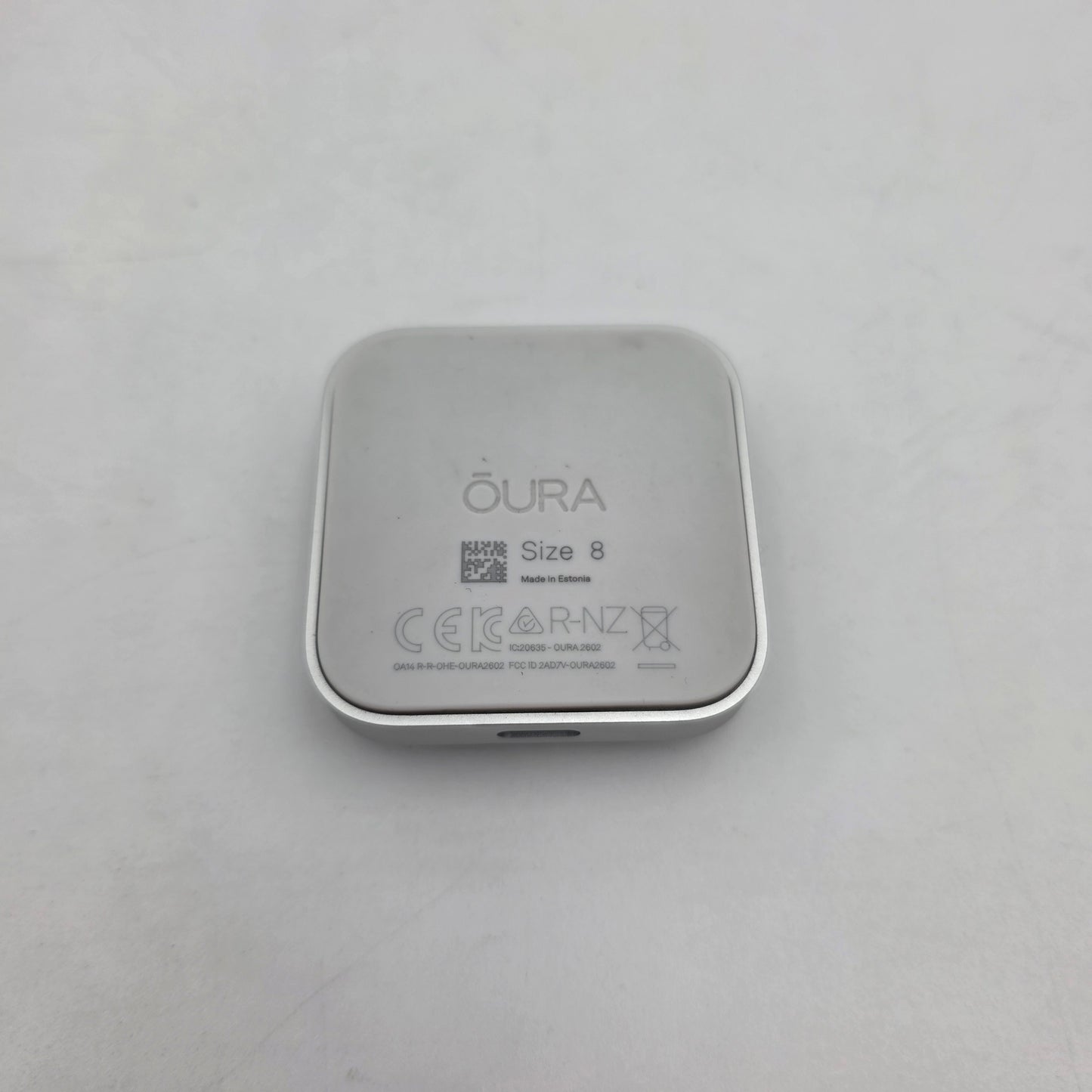 Oura Ring 5 Size 8 Natural Titanium Titanium Smart Ring OURA2602