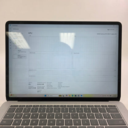 Microsoft Surface Laptop Studio 1 14.4" I7-11370H 16GB RAM 512GB SSD RTX 3050 Ti