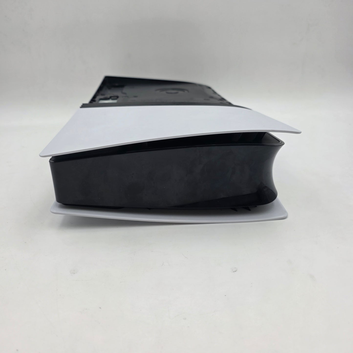 Sony PlayStation 5 Pro Digital PS5 2TB White CFI-7019
Read Notes
