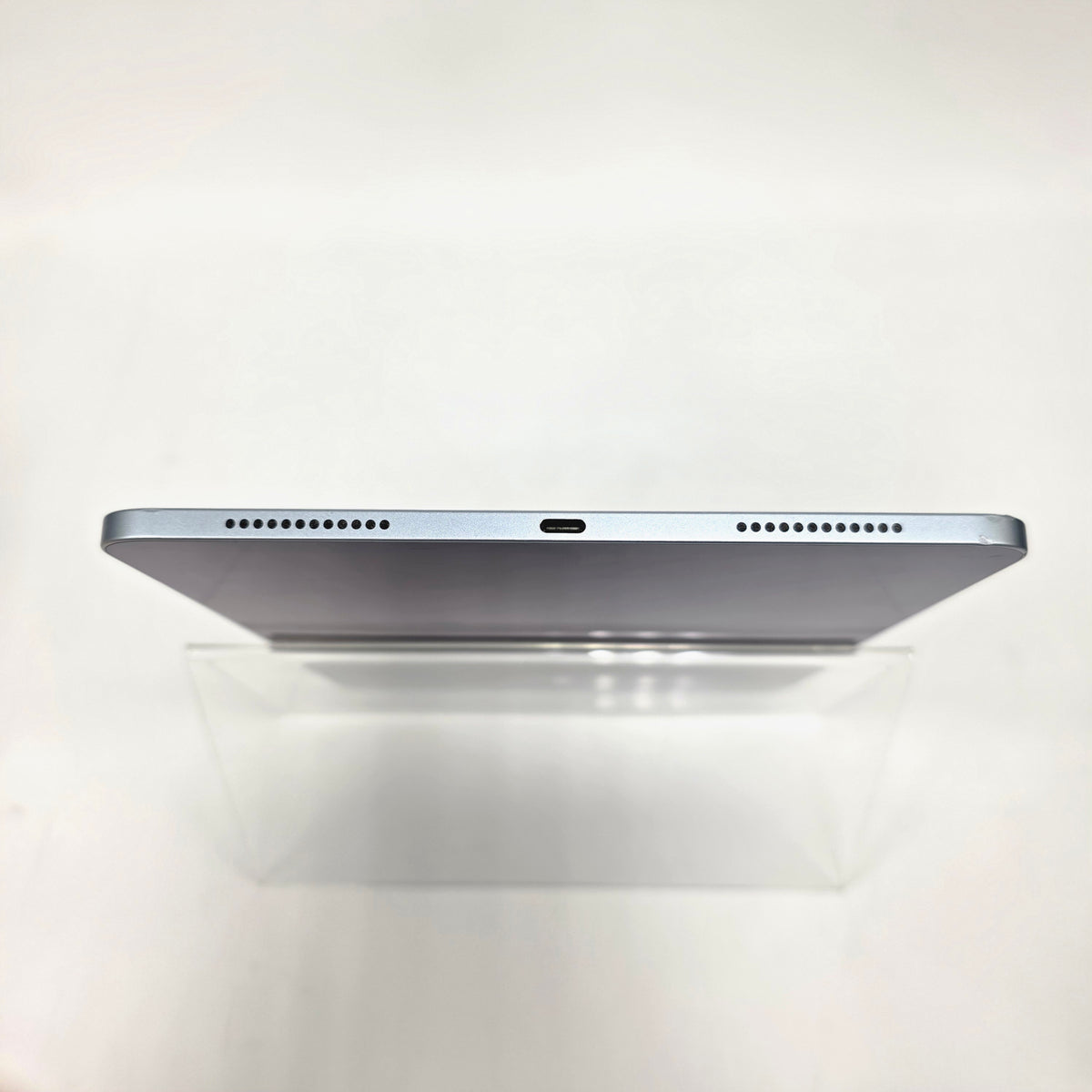 Broken WiFi Only Apple iPad Air 11" M2 128GB 27.0 MUWD3LL/A Crack Screen