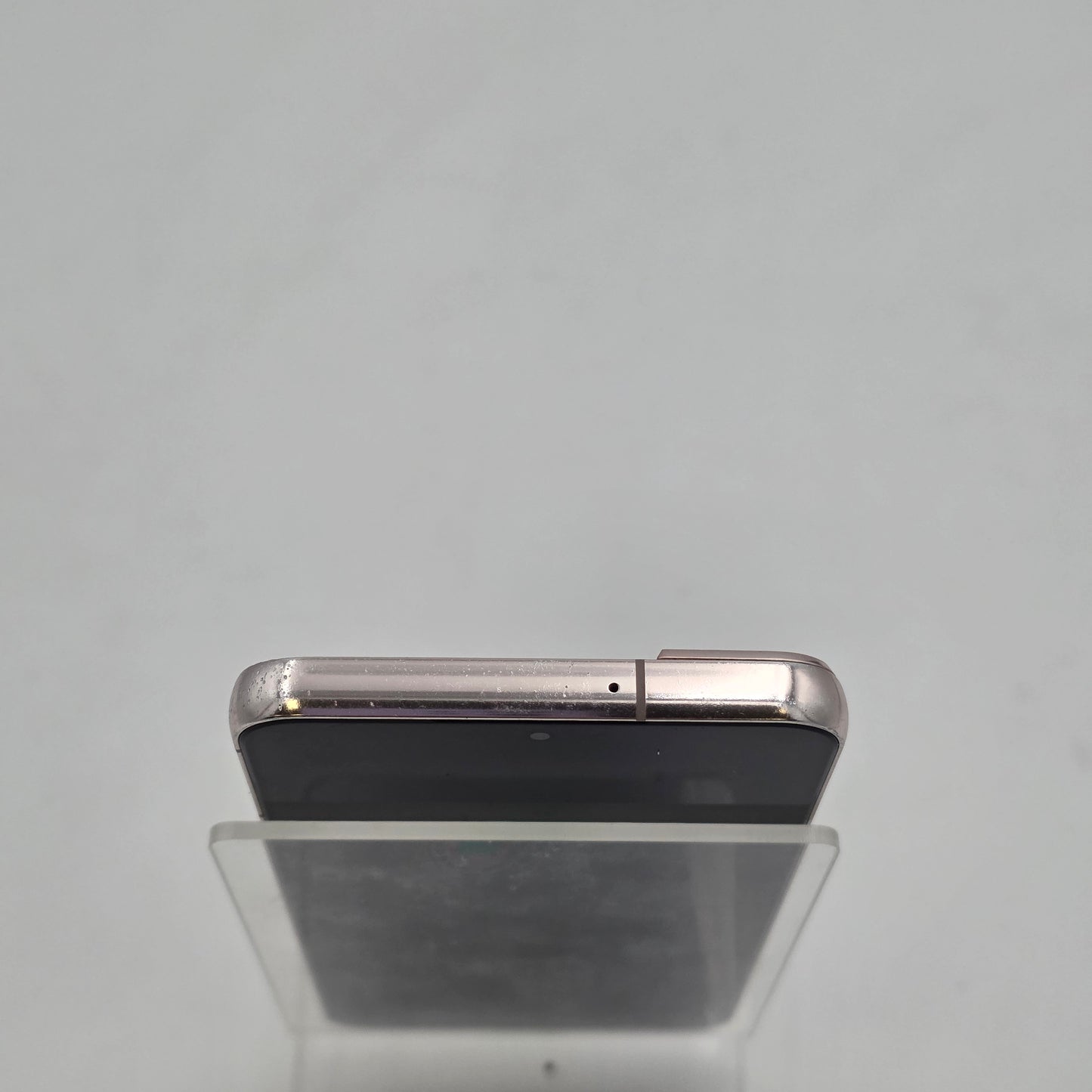 Factory Unlocked Samsung Galaxy S22 8GB RAM 128GB SM-S901U Coralred