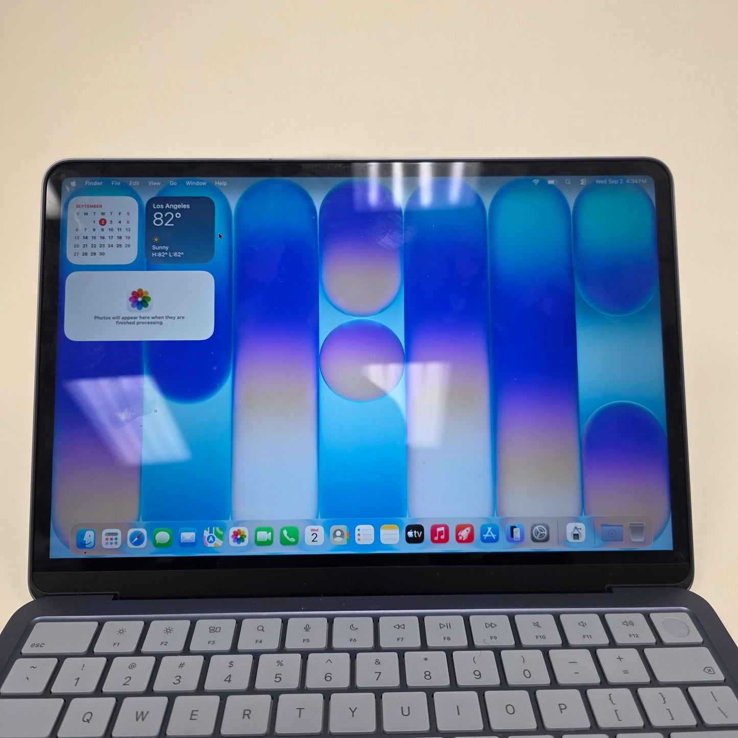 2026 Apple MacBook Neo 13" A18 Pro 5C GPU 4.0GHz 8GB RAM 512GB SSD MVV5993MTX