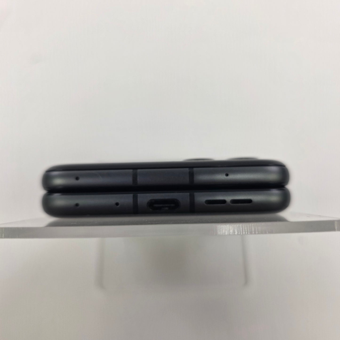 Factory Unlocked Motorola Razr 256GB 16 Black XT2453-3