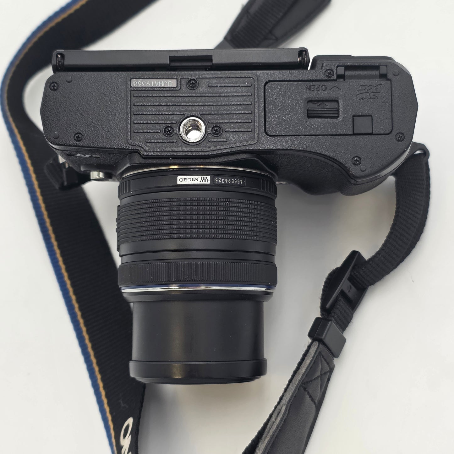 Olympus OM-D E-M10 MARK 4 20.3MP Compact Digital Camera