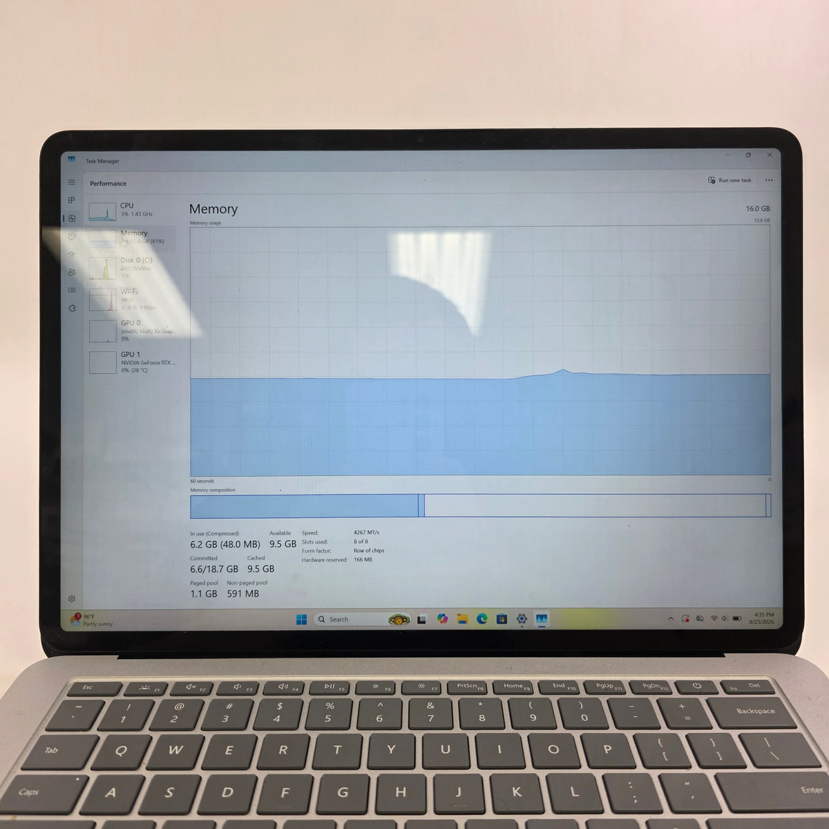 Microsoft Surface Laptop Studio 1 14.4" I7-11370H 16GB RAM 512GB SSD RTX 3050 Ti