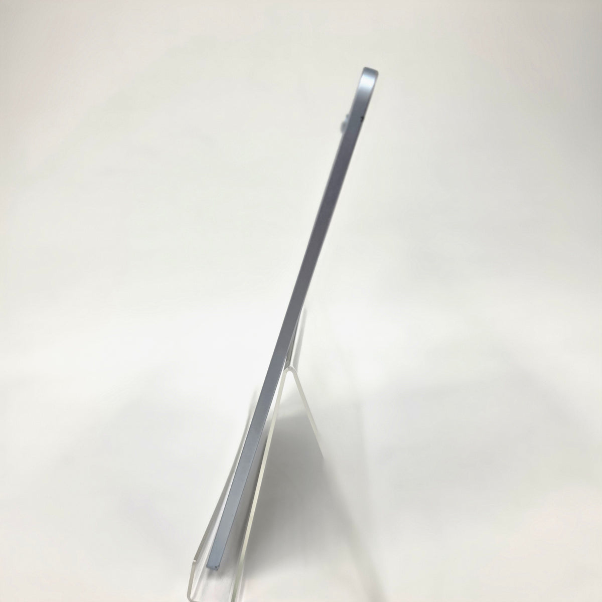 Broken WiFi Only Apple iPad Air 11" M2 128GB 27.0 MUWD3LL/A Crack Screen