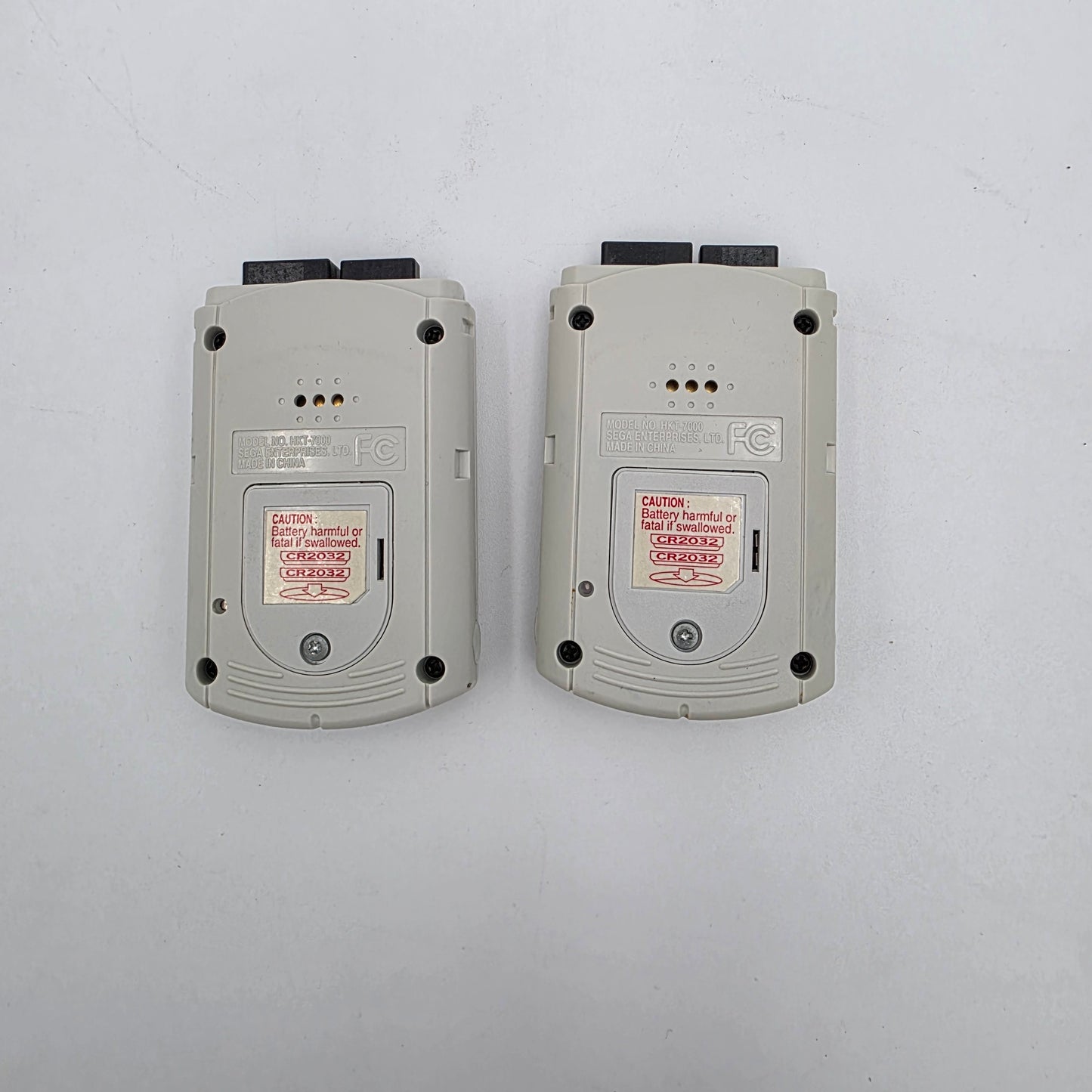 Sega Dreamcast Video Game Console White HKT-3020 2 Extra Controllers Keyboard