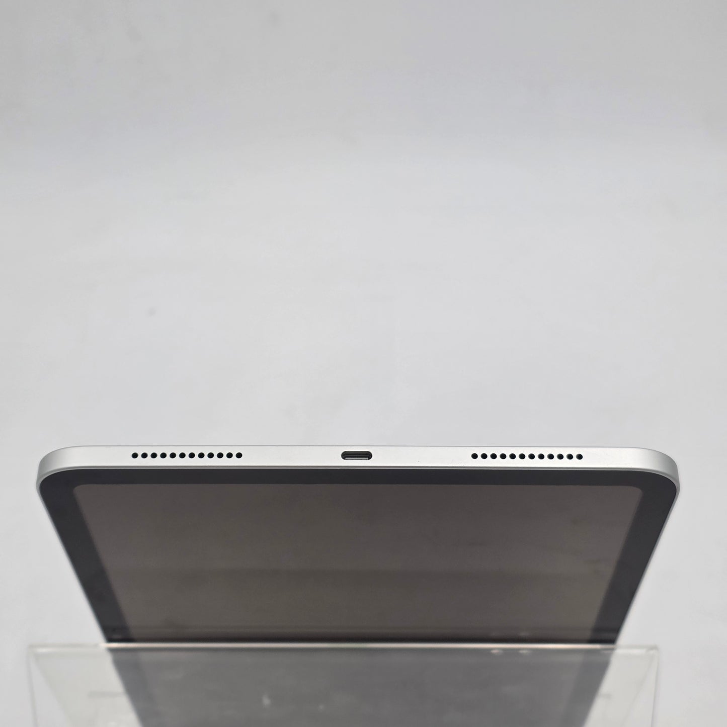WiFi Only Apple iPad 11" (A16) 128GB Silver MD3Y4LL/A