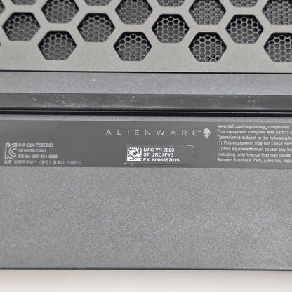 Alienware M17 R5 17.3" Ryzen 9 6900HX 64GB RAM 2TB SSD AMD Radeon RX 6850M XT
