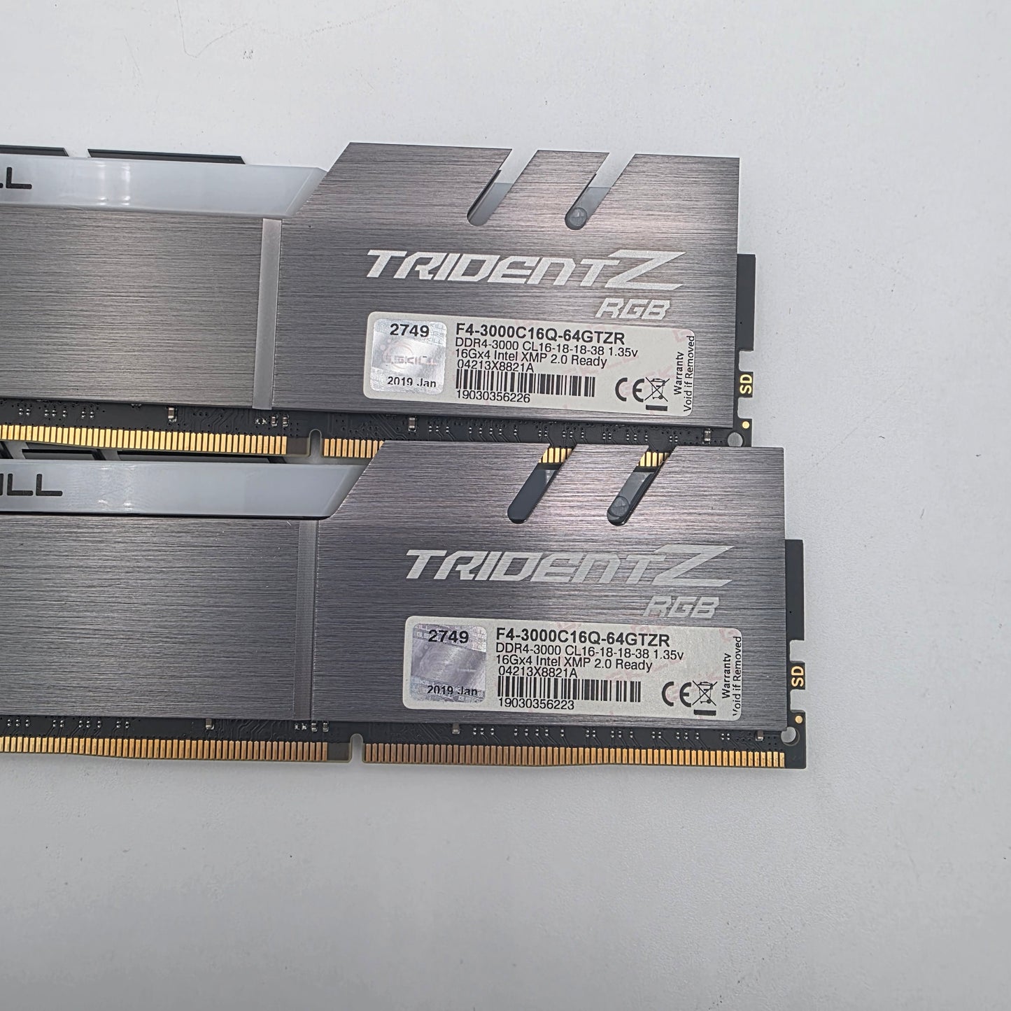G.Skill Trident Z RGB 64GB (4x16GB) RAM DDR4 3000MHz F4-3000C16Q-64GTZR
