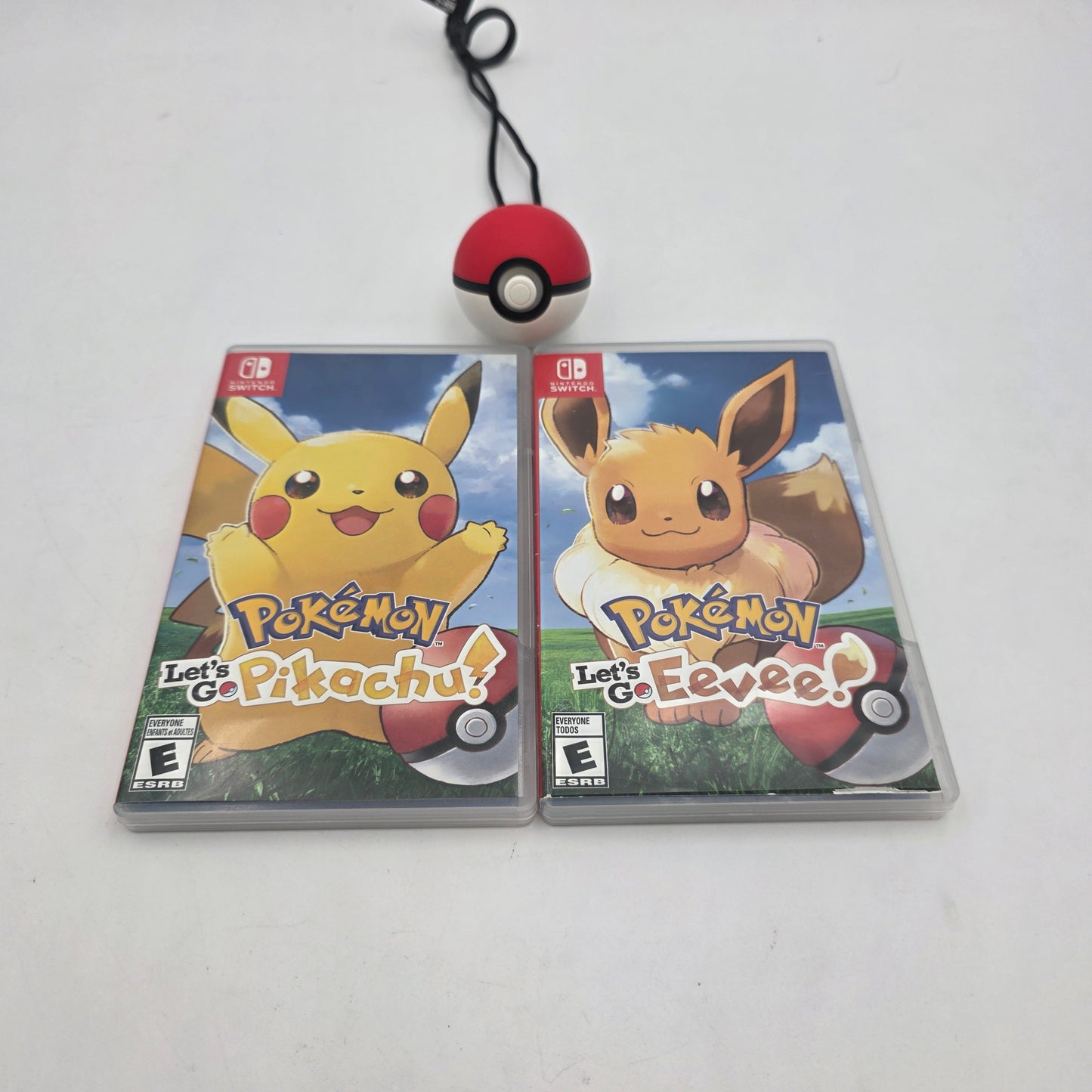 Pokemon Let Go Pikachu and Eevee With Mobile Pokemon Ball Controller 