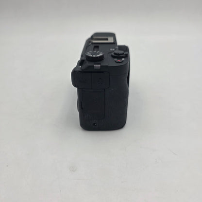 Canon Powershot V1 22.3MP Compact Digital Camera
