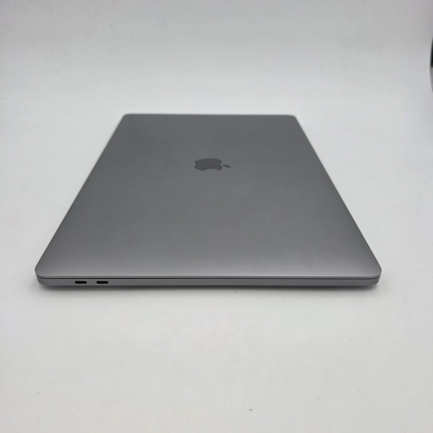 2019 Apple MacBook Pro 16" i9 2.3GHz 16GB RAM 1TB SSD Silver A2141