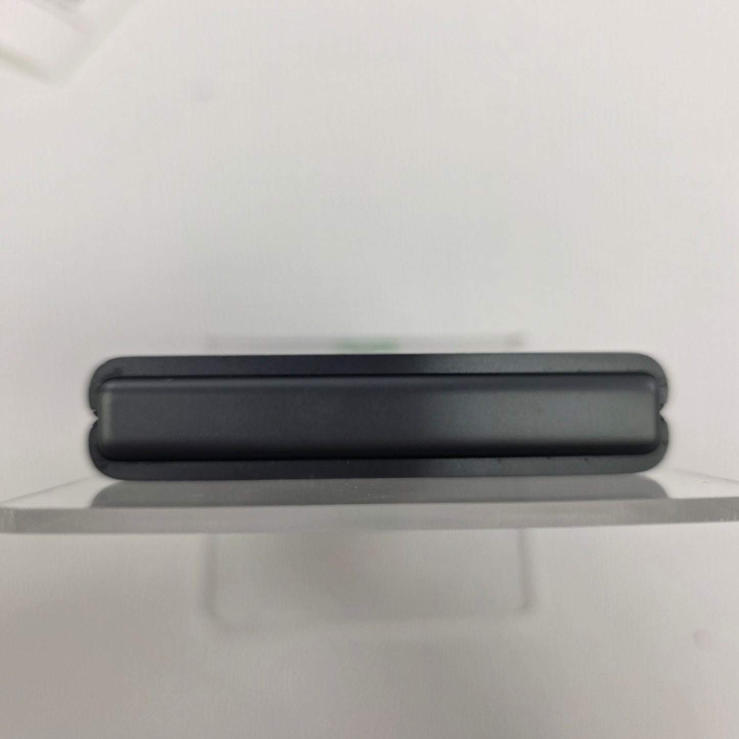 Factory Unlocked Motorola Razr 256GB 16 Black XT2453-3