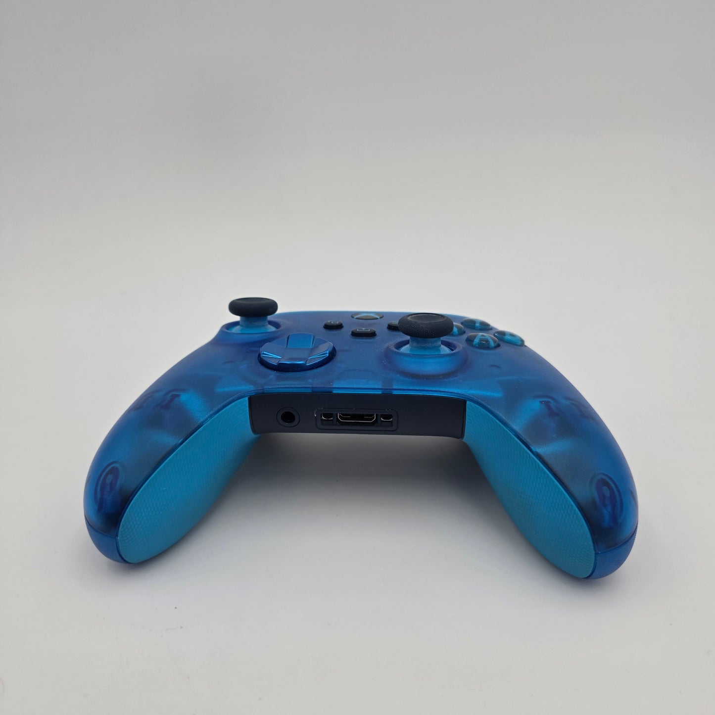 Microsoft Xbox Series X 1TB Console Gaming System Carbon Black 1882