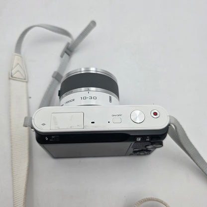 Nikon 1 J4 18MP Compact Camera