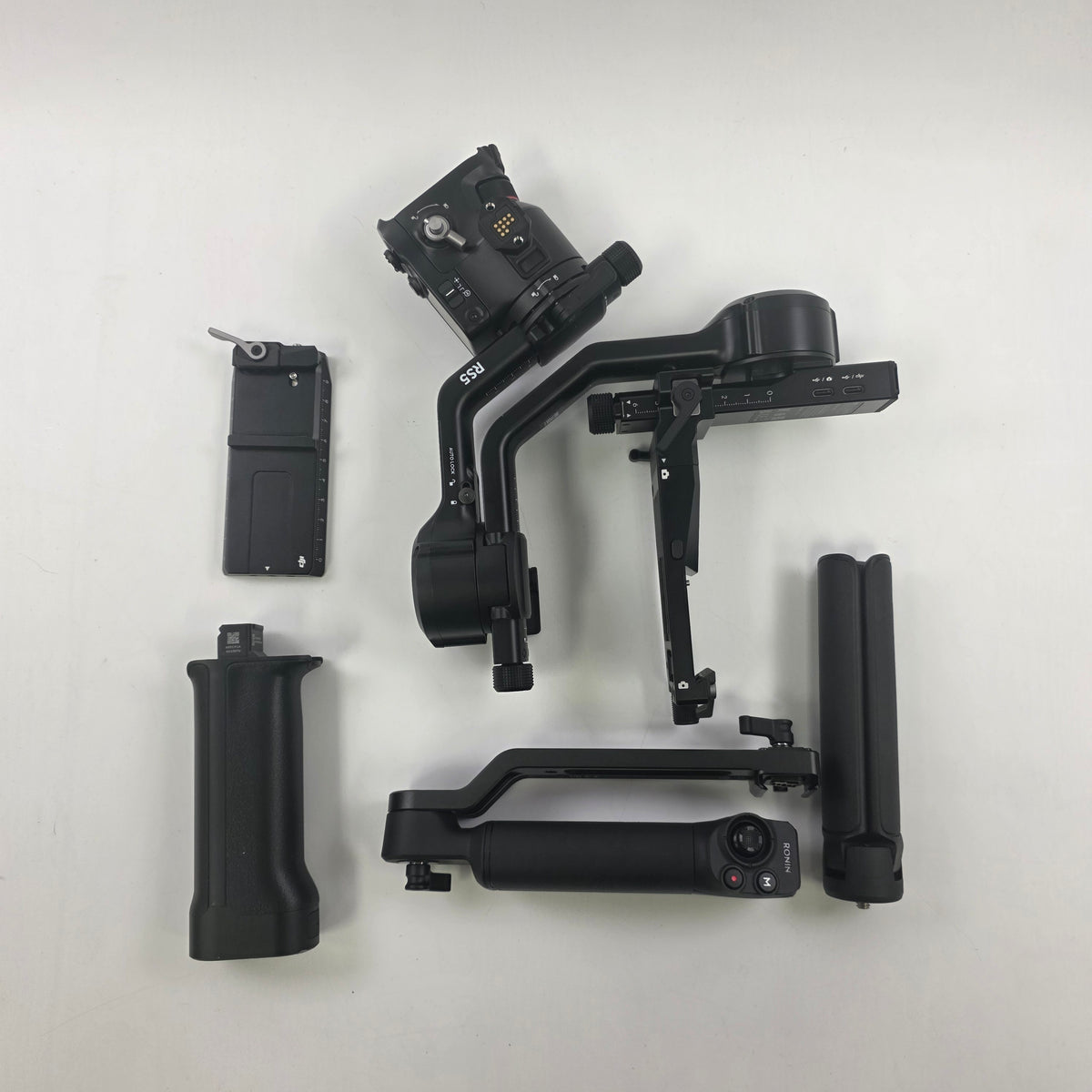 DJI Ronin RS5 Combo Camera Gimbal Stabilizer Kit P15C