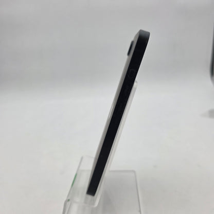 Unlocked Apple iPhone 16e 128GB 26.4.2 Black MD0D4LL/A